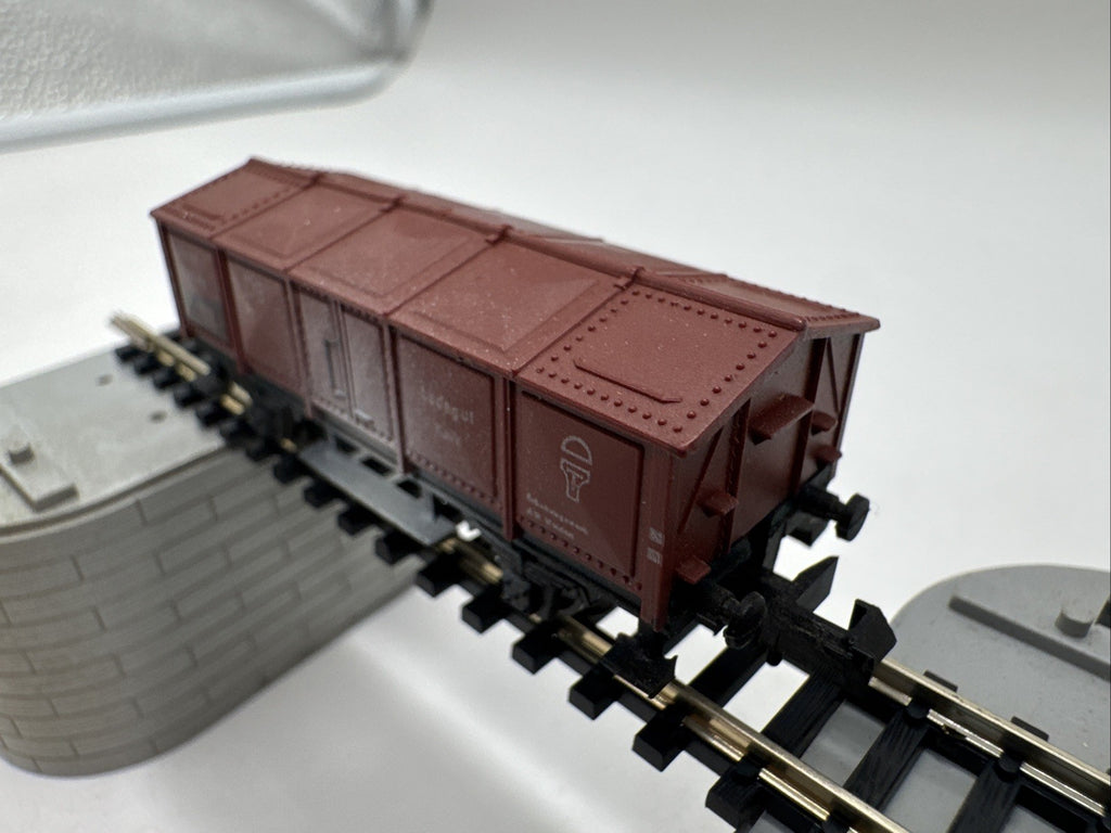 Spur N   Arnold 4240  -  DB Klappdeckelwagen #651