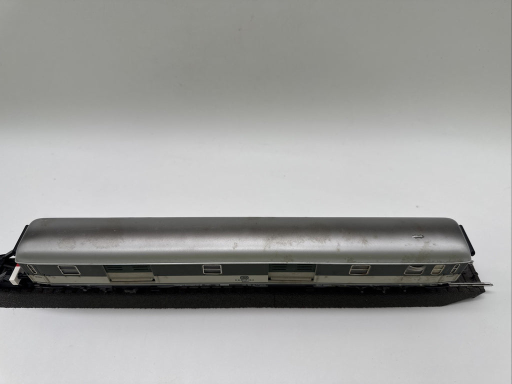 Märklin H0 Gepäckwagen 51 80 92 40-118-2 der DB #555