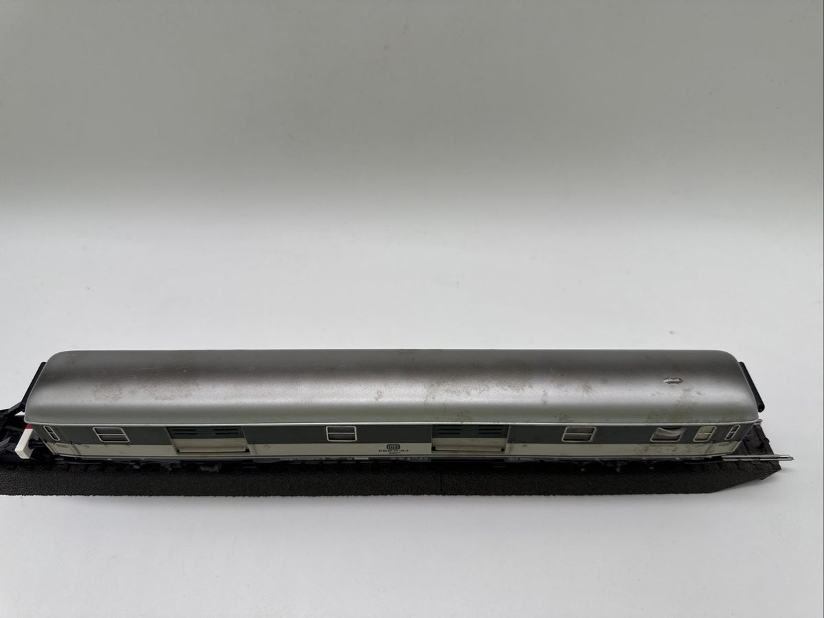 Märklin H0 Gepäckwagen 51 80 92 40-118-2 der DB #555