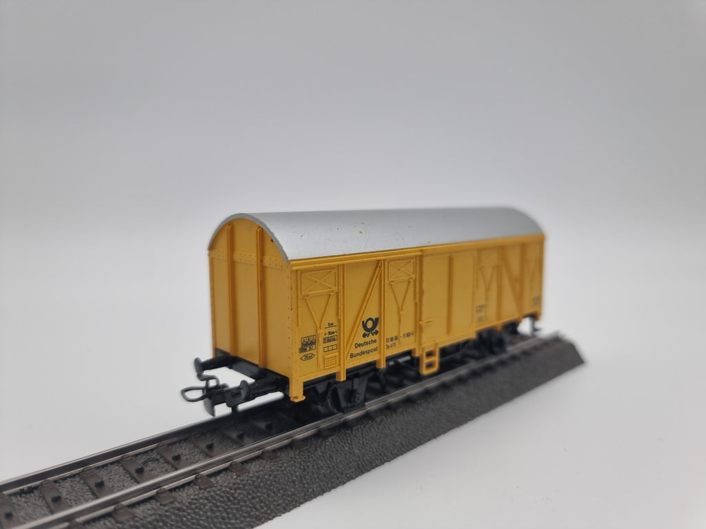 Märklin H0 Gedeckter Güterwagen Post 51 80 00-11 902-5 der DBP 