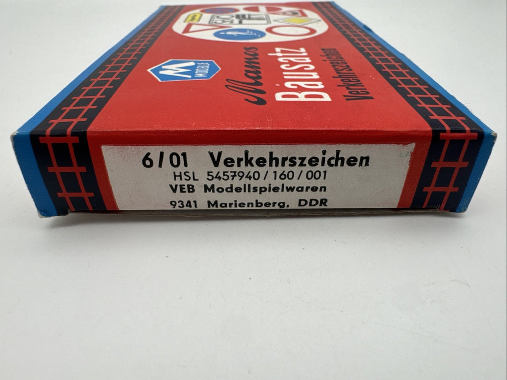VEB Mamos H0 6/01 Verkehrszeichen HO H0 1:87 in OVP