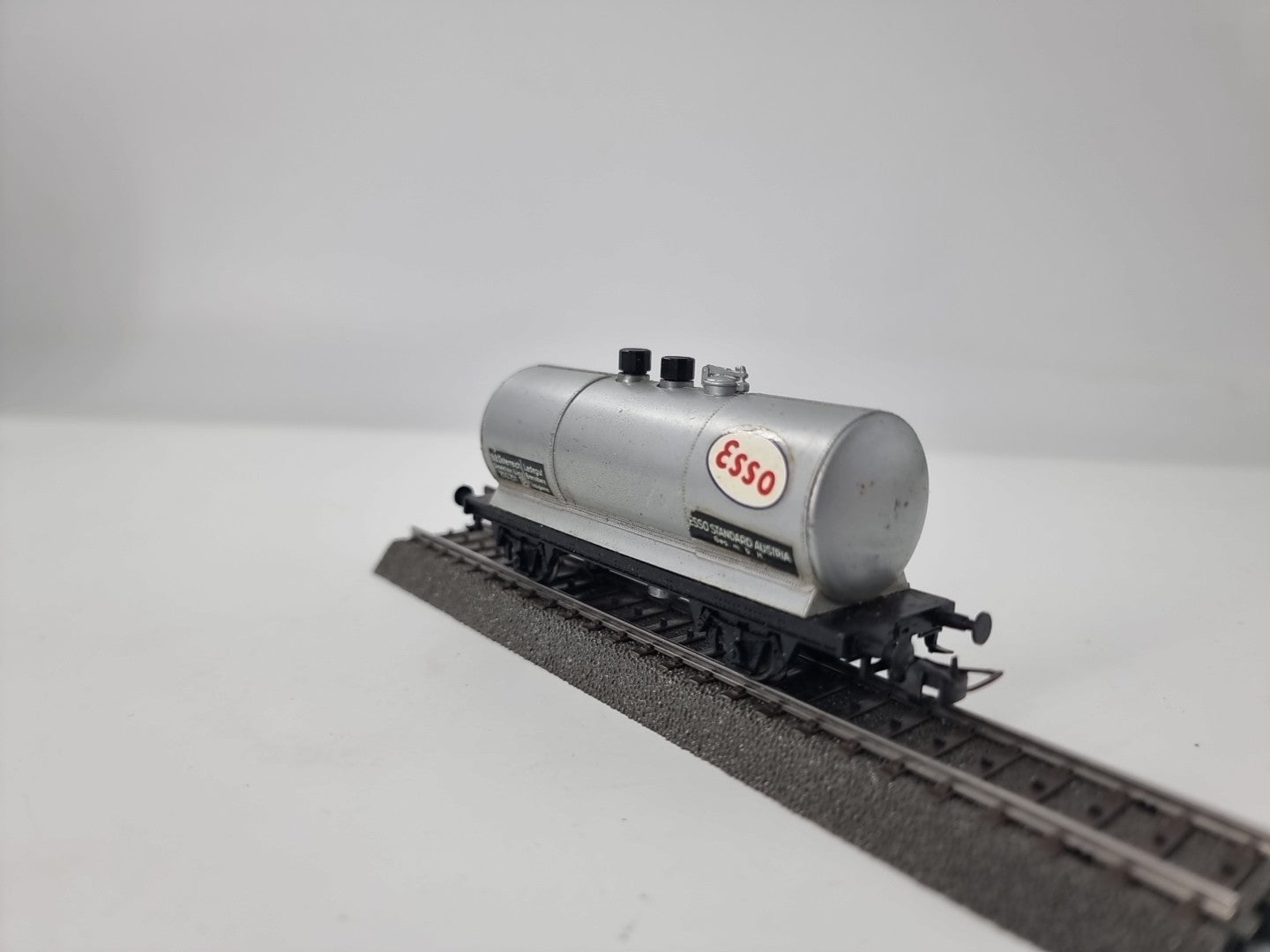Liliput Gleisreinigungswagen ESSO Kesselwagen BB Österreich 250.251. H0