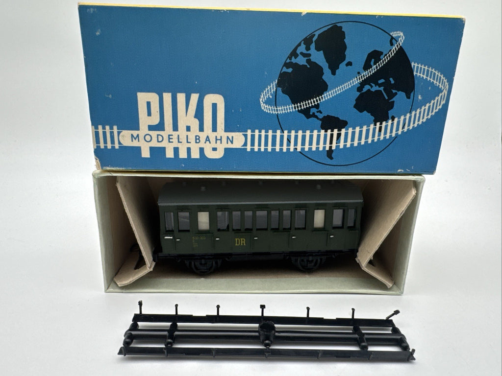 Piko H0 Nebenbahn-Personenwagen, Ep. III, ME 315-01 108/1035, DR, 2-achsig, OVP