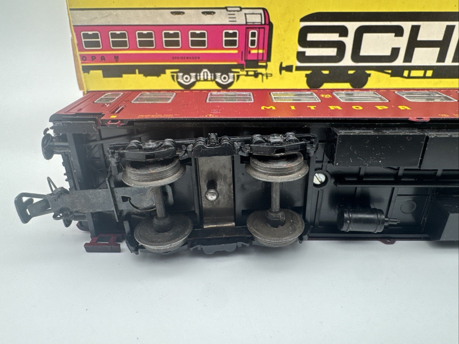 426/62 Piko Schicht Speisewagen Mitropa 51 50 88-40 108-5 WRm H0 Top Zustand