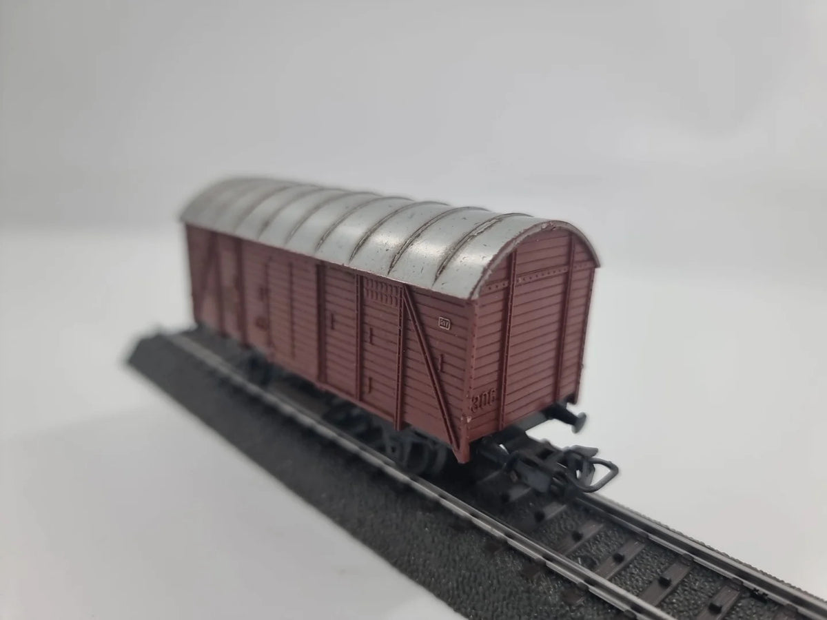 Märklin gedeckter Güterwagen - DB - 248  847 GmbH 39 - braun - H0 1:87