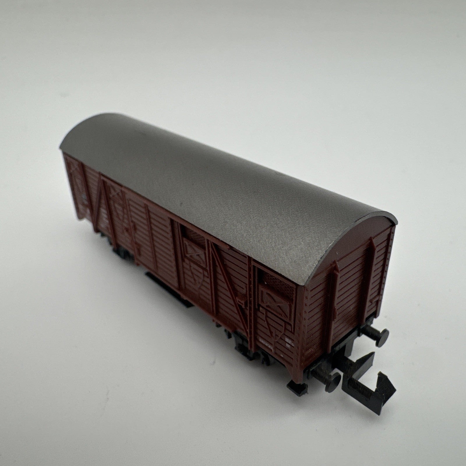 Roco Spur N Geschlossener Güterwagen 