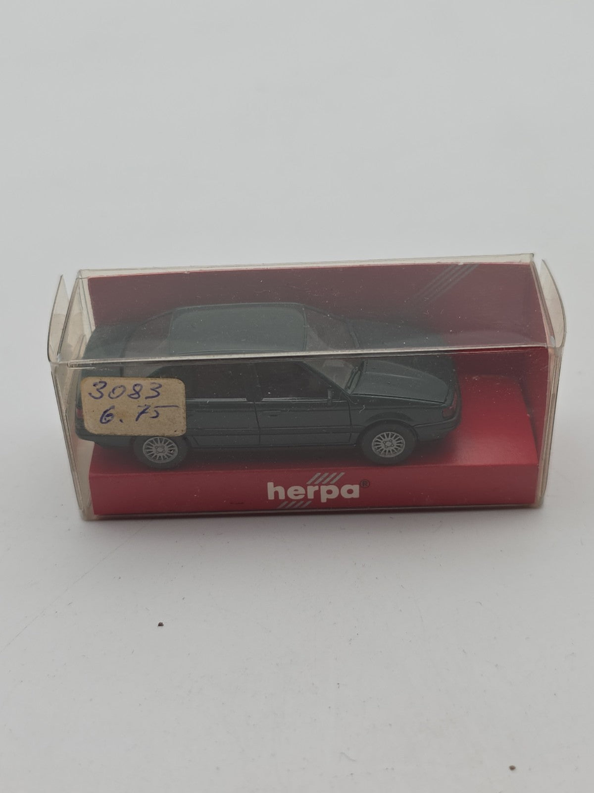 H0 1:87 Herpa   VW Passat silber metallic  in OVP