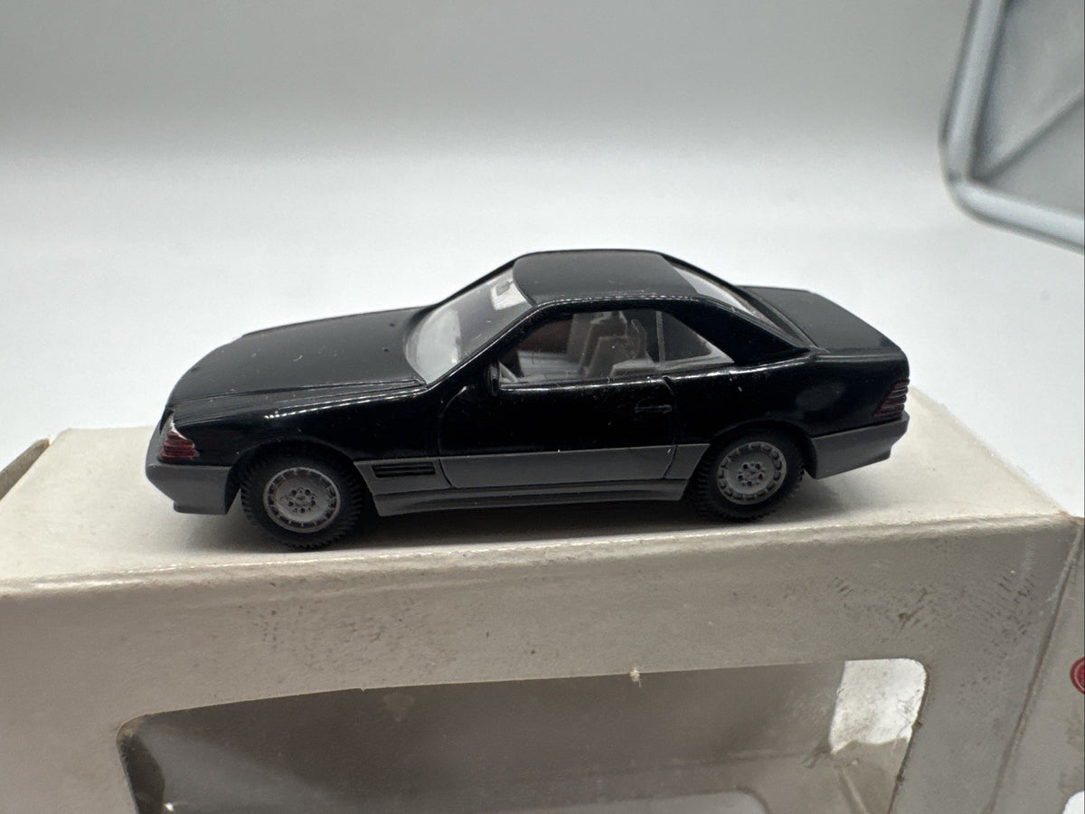 WIKING 141 01 Mercedes Benz 500 SL schwarz Grau 1:87 Modellauto HO H0 Eisenbahn