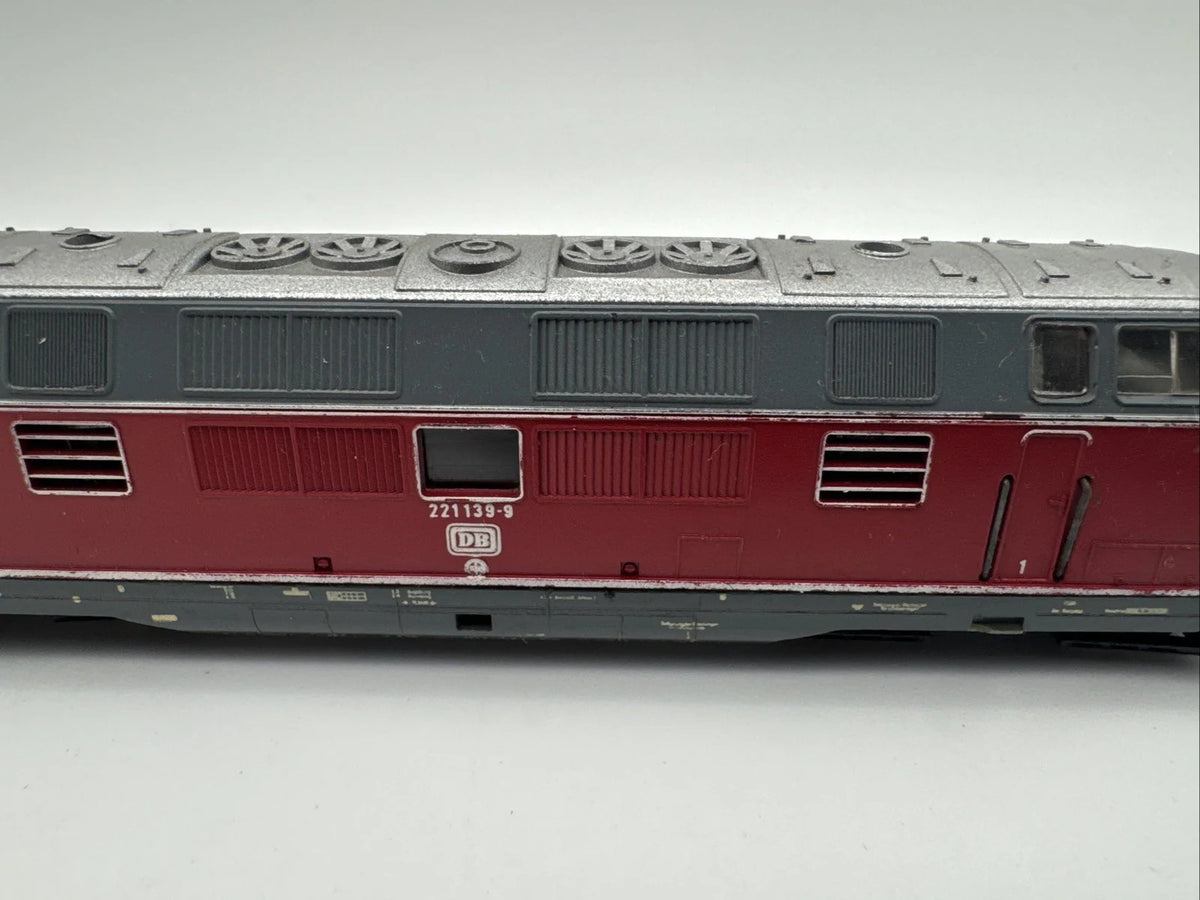 Spur TT, Diesellok der DB 221 139-9 In OVP
