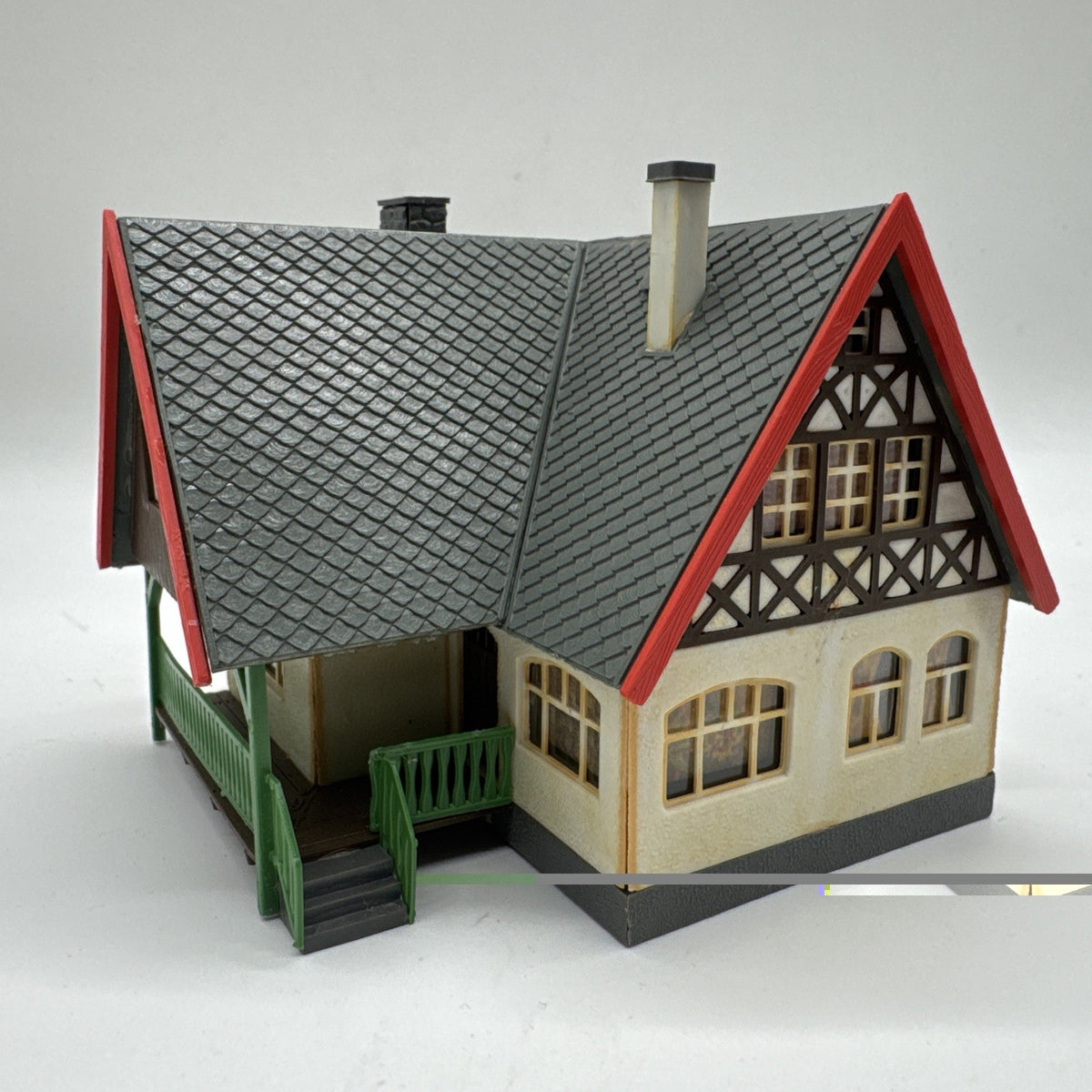 Auhagen H0/TT 12225 Forsthaus, gebaut, ohne OVP #739