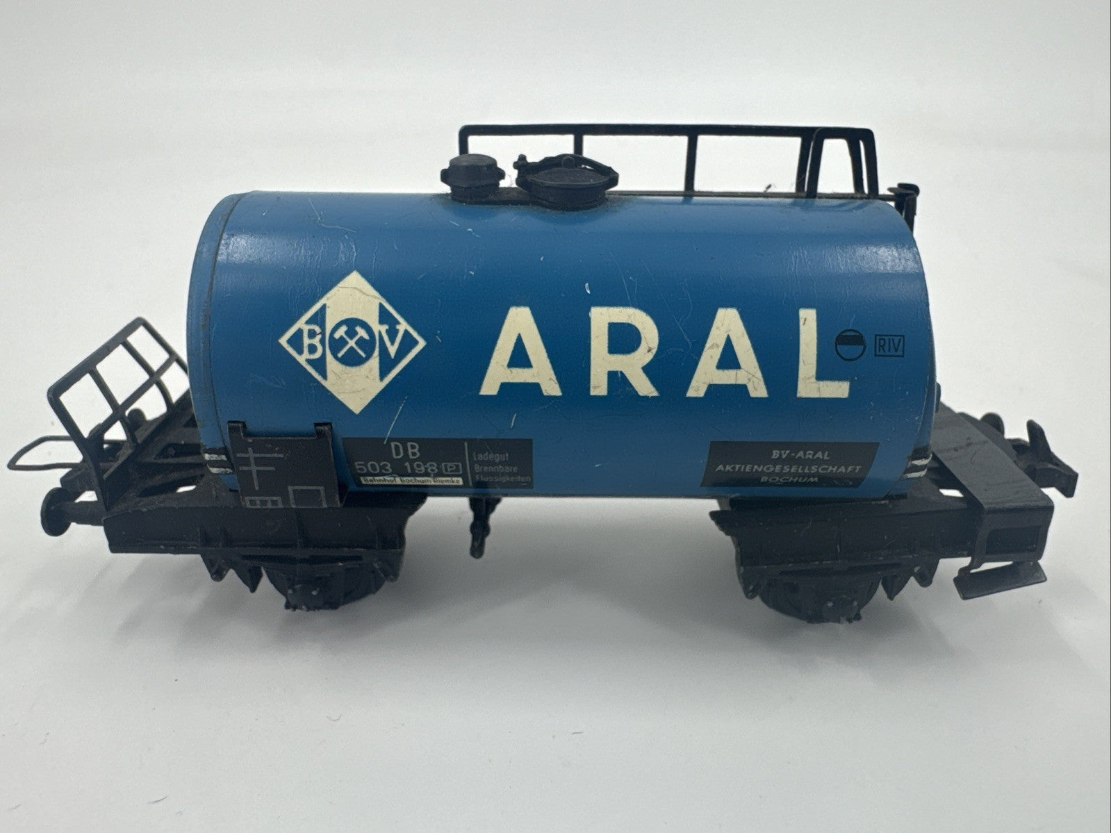 Trix H0 Tankwagen Aral  DB 503198