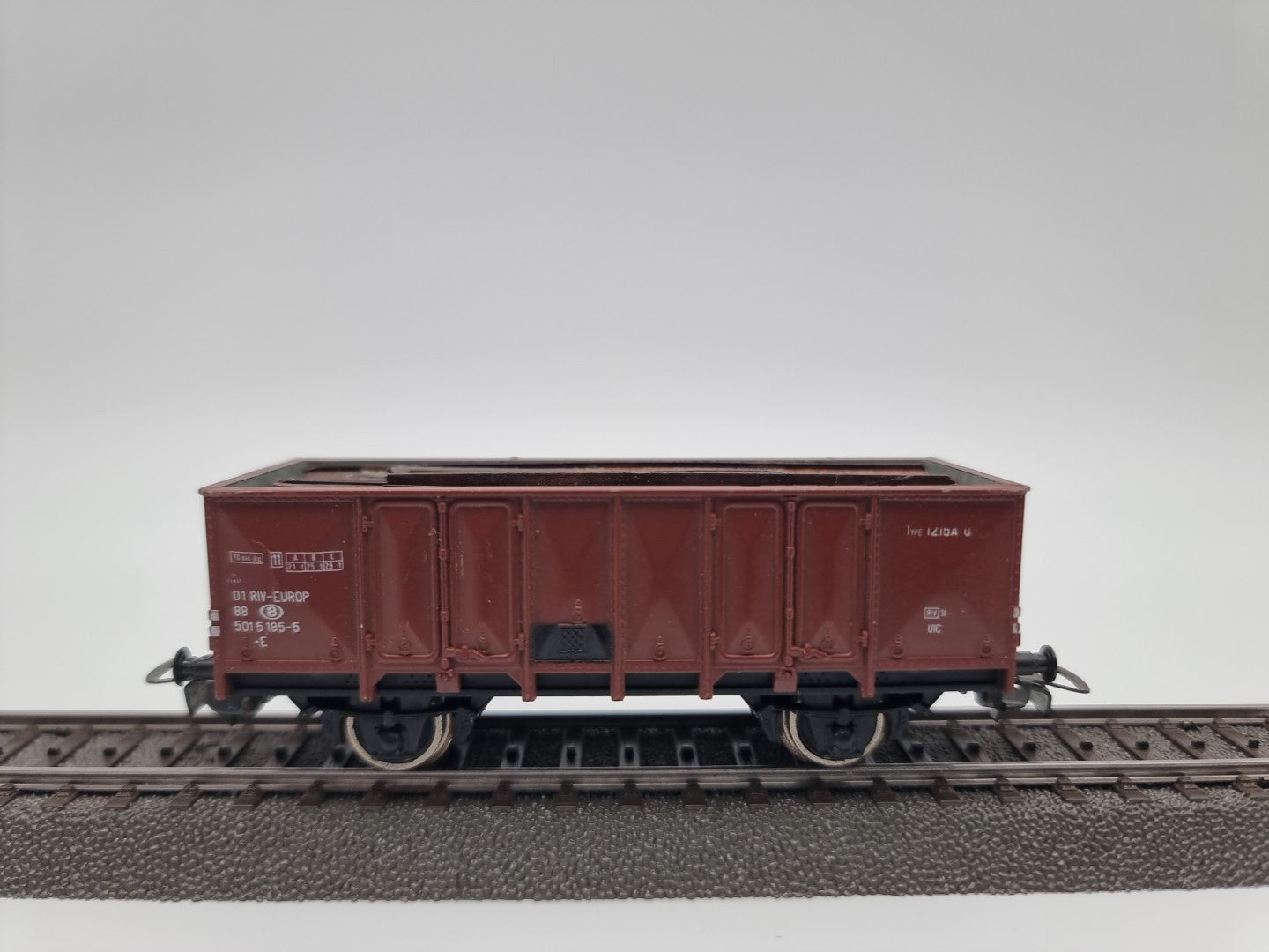 Piko Offener Güterwagen 01 RIV-Europ 5015185-5 beladen