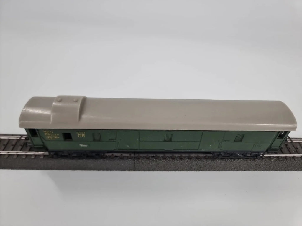 PIKO K 1992 H0 D-Zug Gepäckwagen Pw 4ü DR