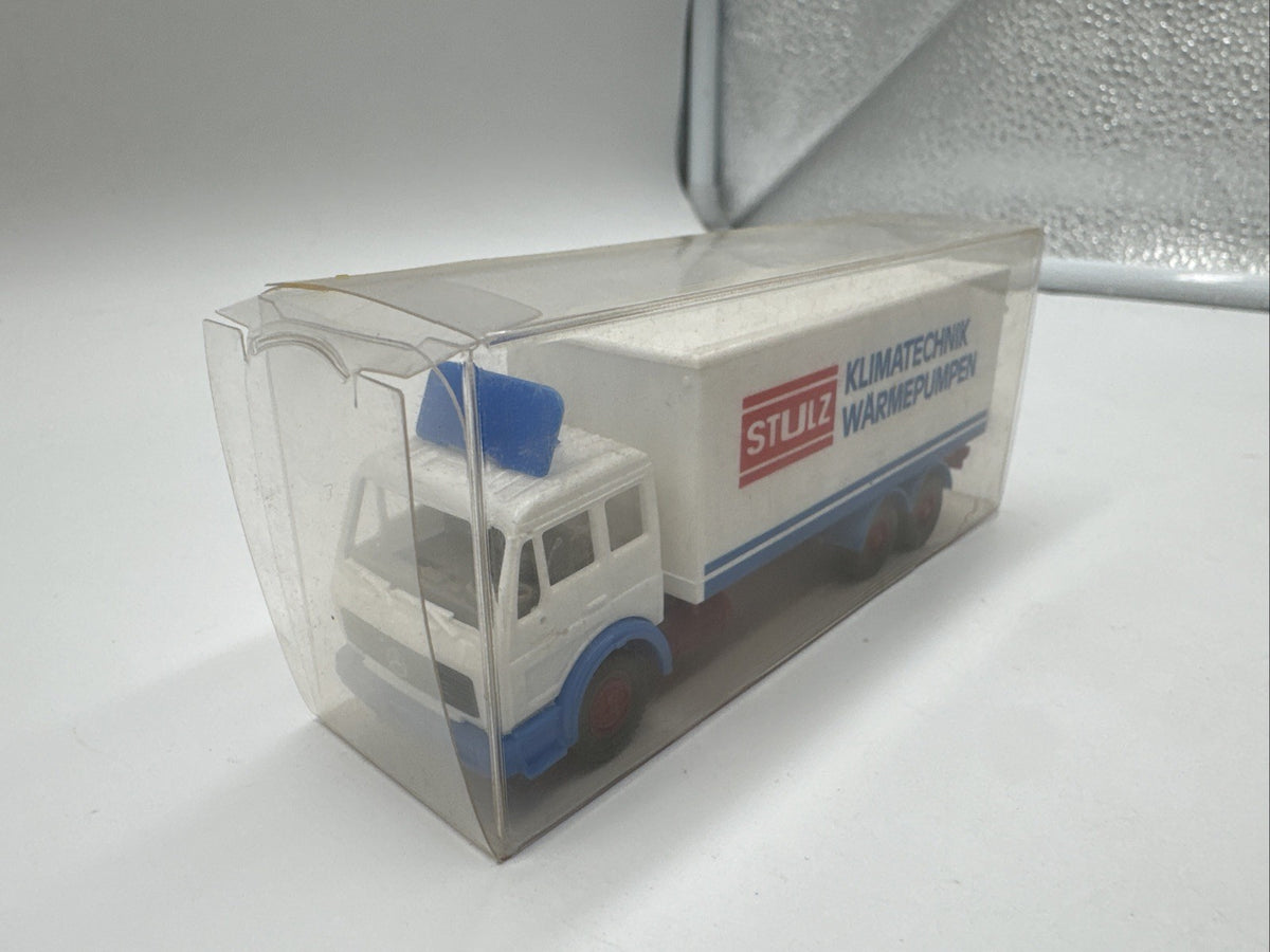 Wiking H0 451/1 Modellauto Koffer LKW MB 2232 Stulz 1:87 #571
