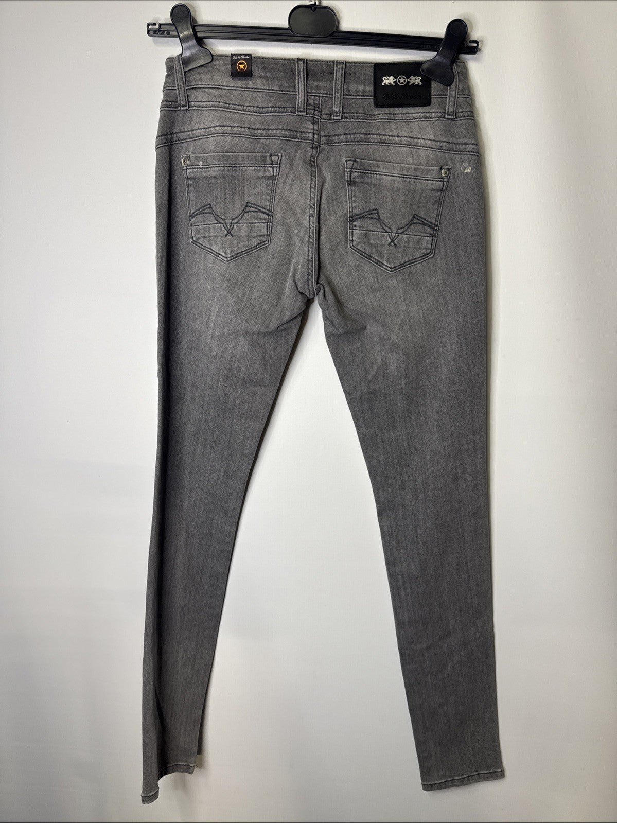 Lost In Paradise Jeans Damen W26 L 34 Grau 
