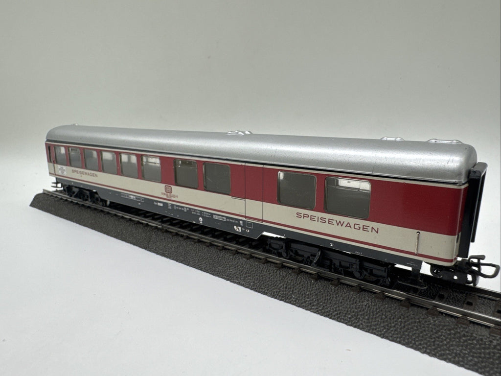 Märklin H0, Speisewagen 51 80 88- 80 233-6, Komplett aus Metall #553