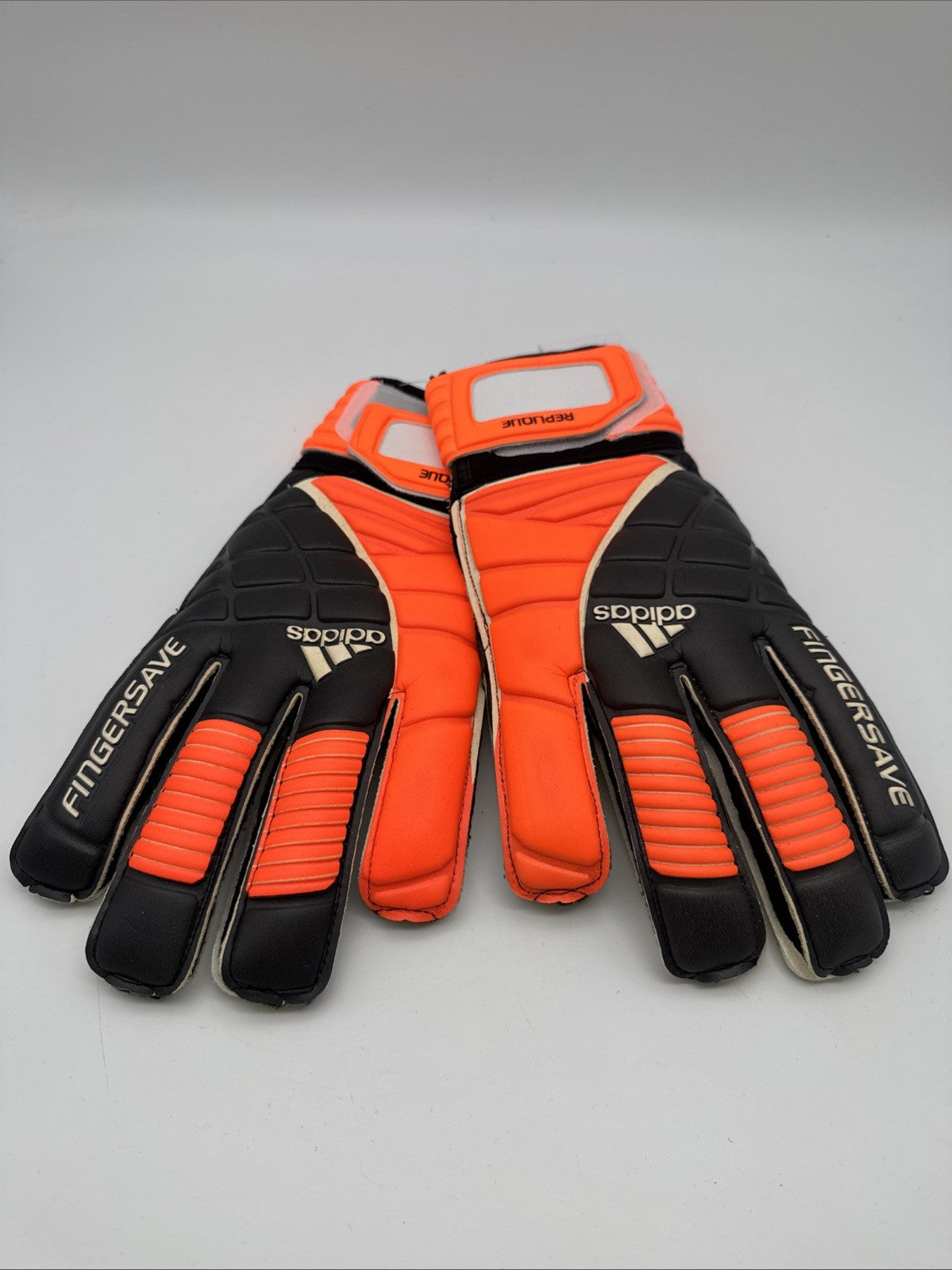 Adidas Fußball Handschuhe Torwart Gr. 10.5 Fingersave Replique