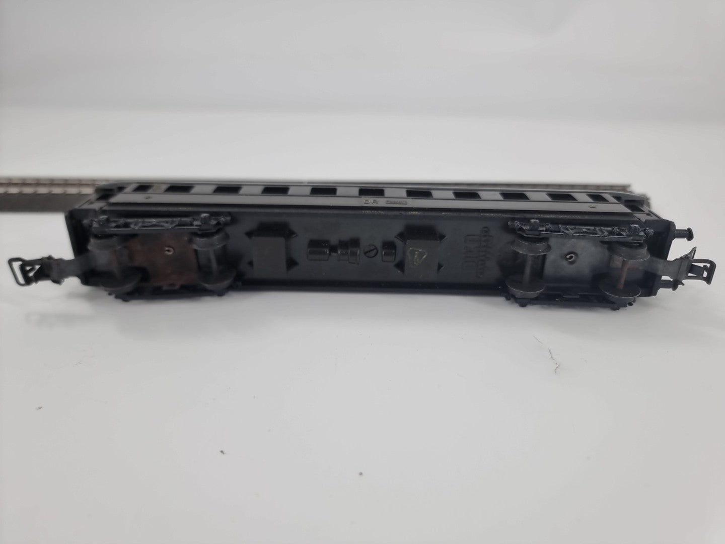 Piko Spur H0 18350 Personenwagen der DR Schwarz 