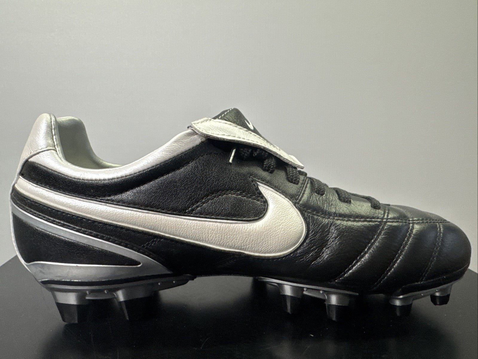 Nike Air Legend II SG 2007 Fussball Schuhe EUR 39 tiempo 317043 011
