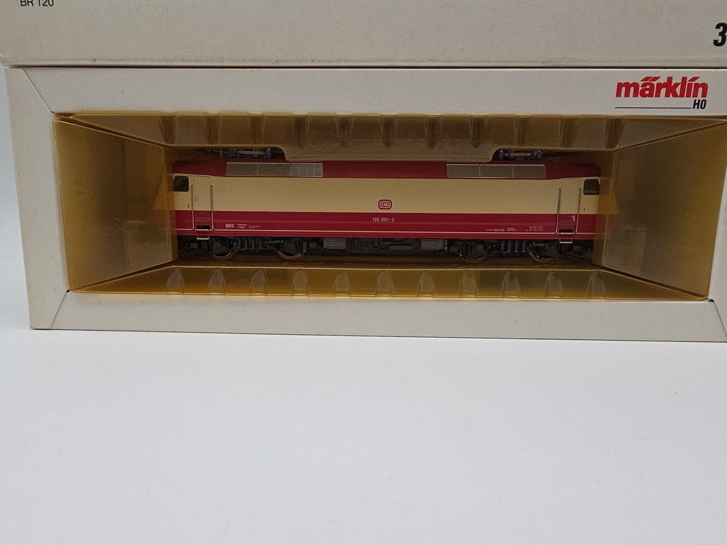 Märklin H0 3153 Elektrolok BR 120, Neu in OVP 
