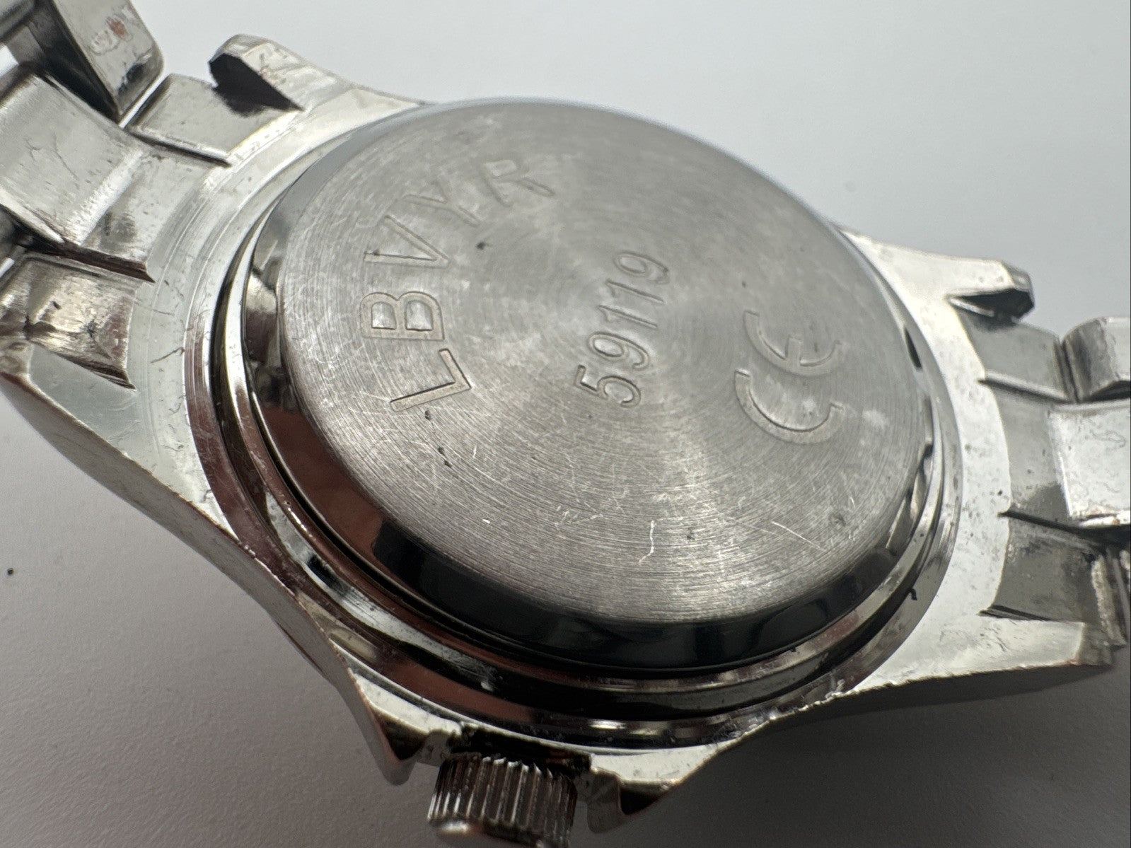 LBVYR Vintage Damenuhr 
