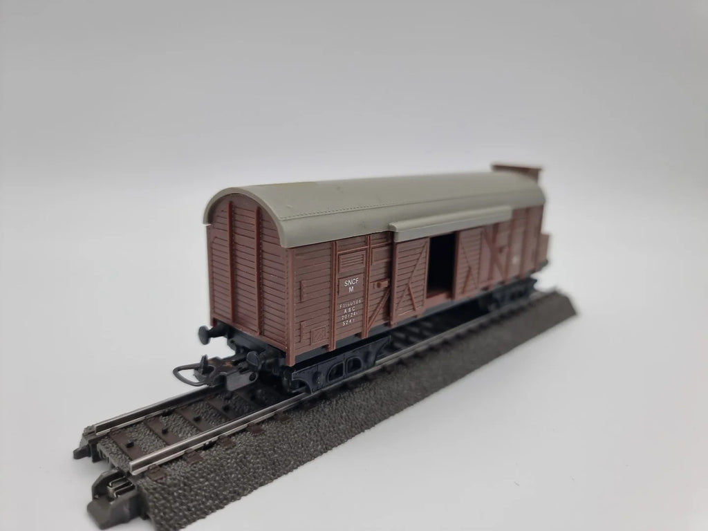 H0 Lima 303105L ged. Güterwagen SNCF F 1160106