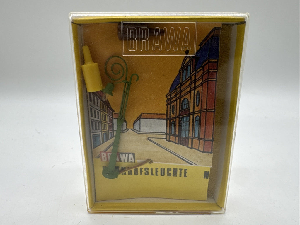 BRAWA 4523, Bahnhofsleuchte Oldtimer, Farbe grün, Messing, Neu, OVP, Spur N