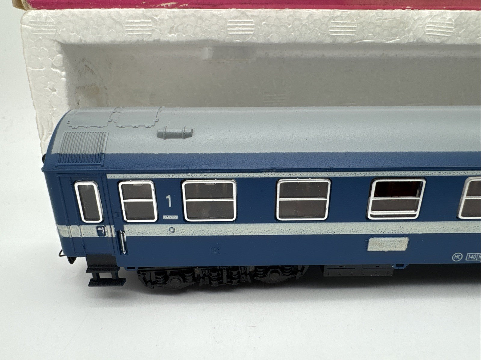 Piko / Schicht Personenwagen Schnellzugwagen 1. Kl. DDR H0 426/92