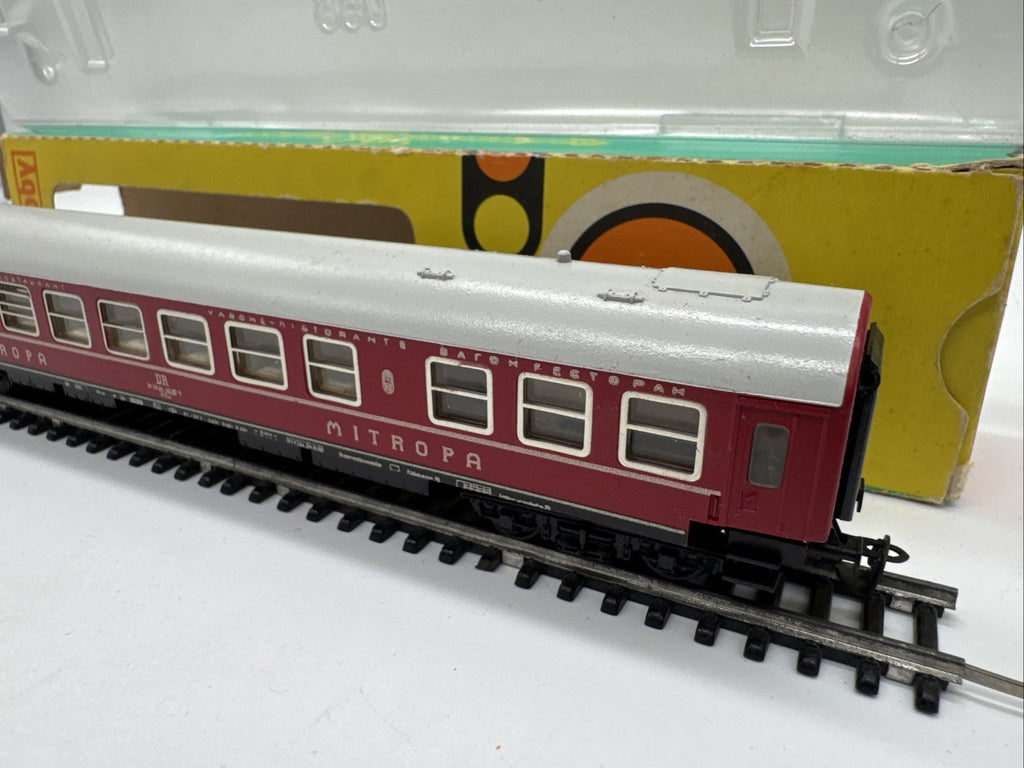 DR Speisewagen Mitropa Modellbahn 3710, TT BTTB 51 50 88-40 111-9 WRm