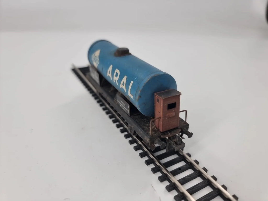 Trix Express H0 20/78 Güterwagen Kesselwagen "BV-Aral" 508 294 Essen DB
