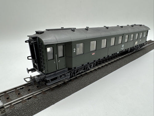 (NB) Liliput H0 286 00 D-Zugwagen 50 80 29-13 533-4 DB, DC #240