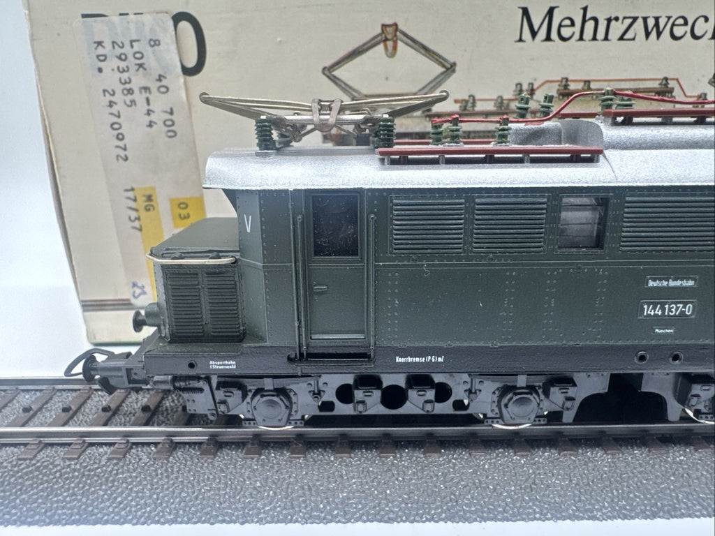 Piko H0 E-Lok BR 144 137-0 DB Gleichstrom OVP Mit Licht