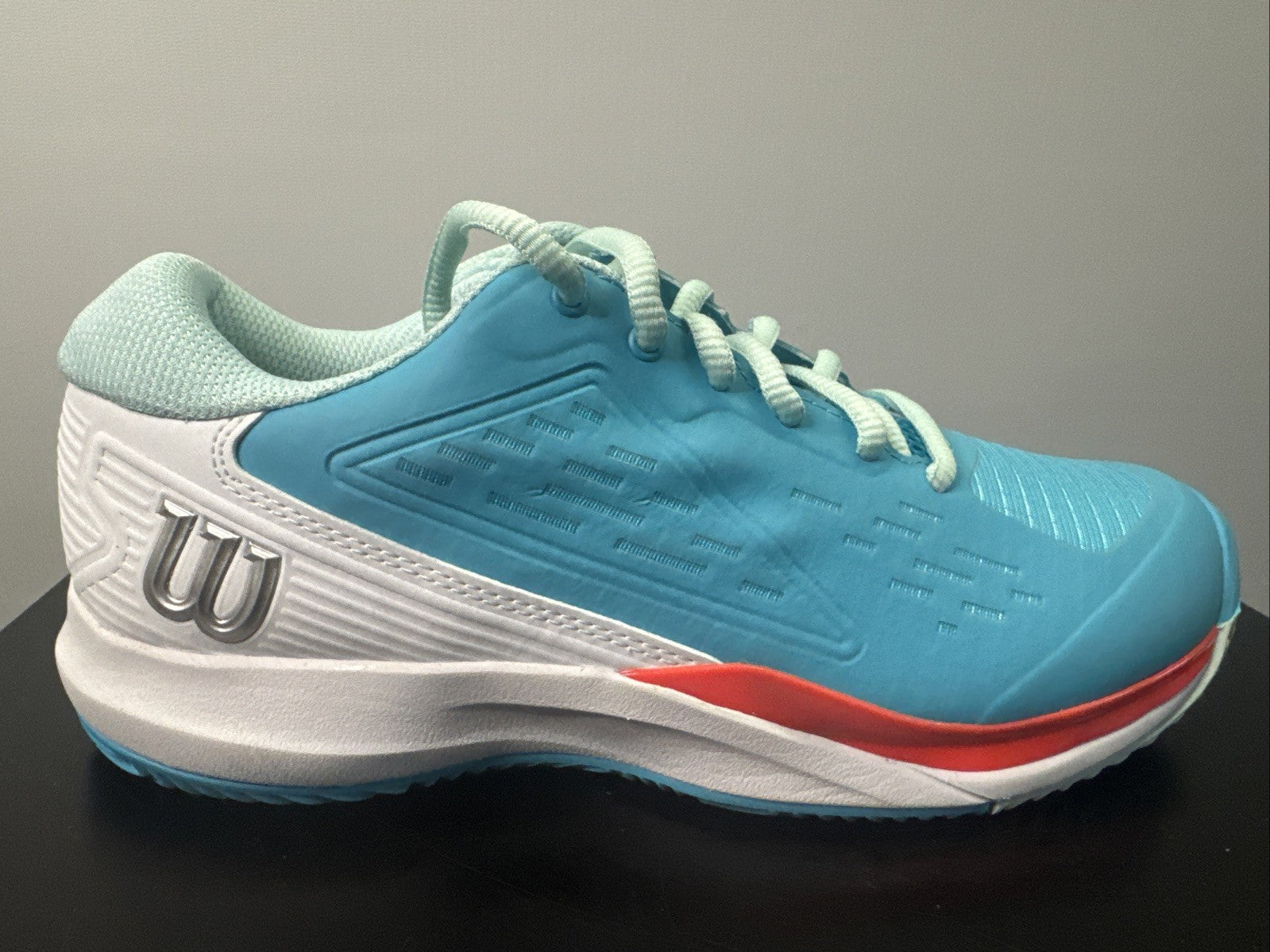 Wilson Rush Pro ACE Gr. 36.5 Damen Laufschuh Tennis 