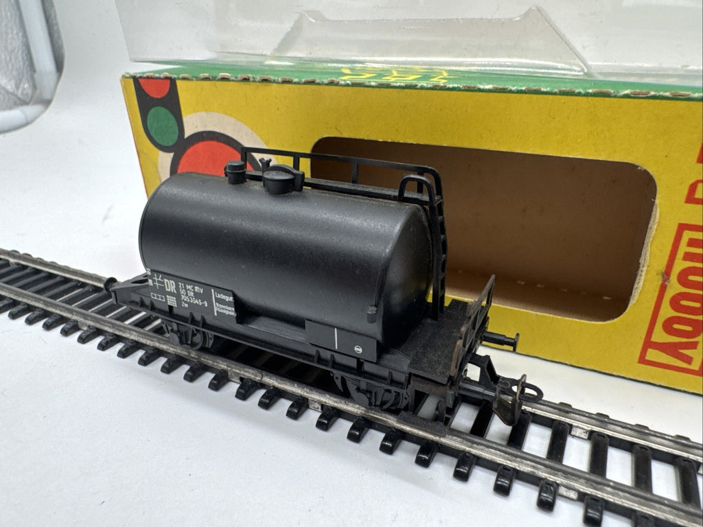 BTTB TT 4412 Kesselwagen DR In OVP