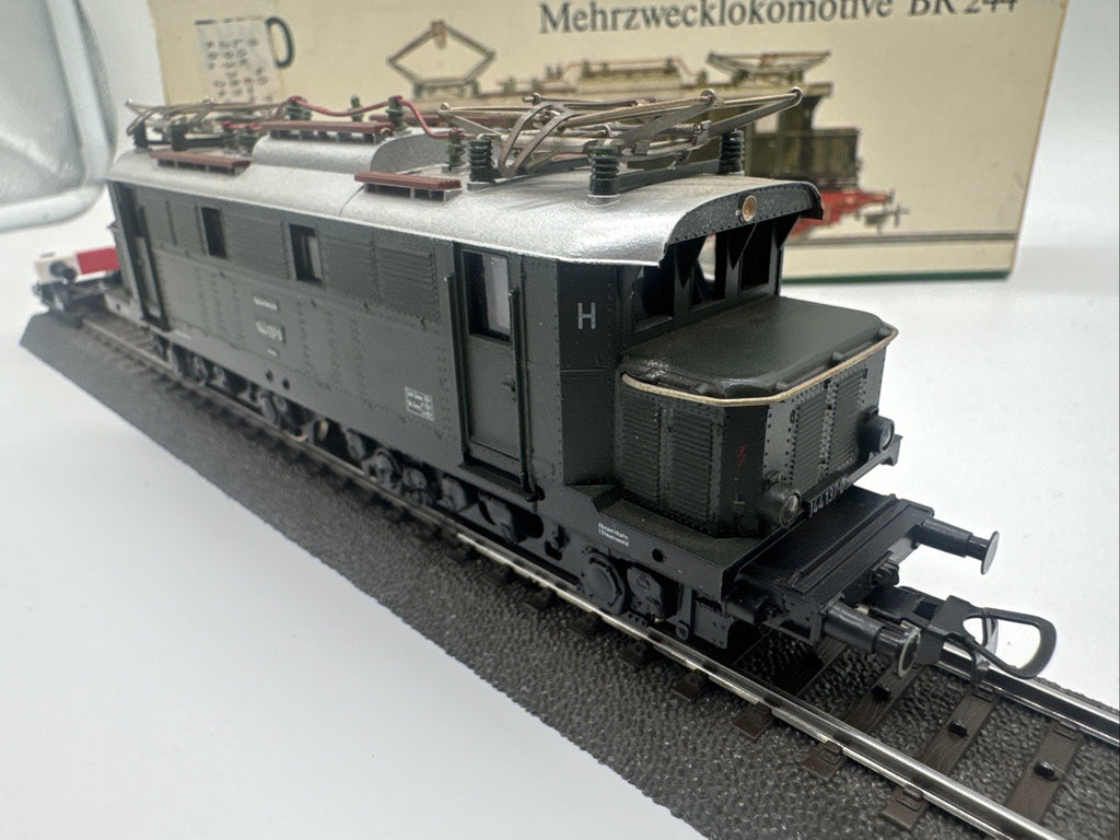 Piko H0 E-Lok BR 144 137-0 DB Gleichstrom OVP Mit Licht