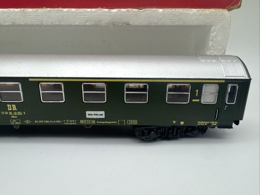 Schicht DR Reisezugwagen 426/51 Beleuchtet