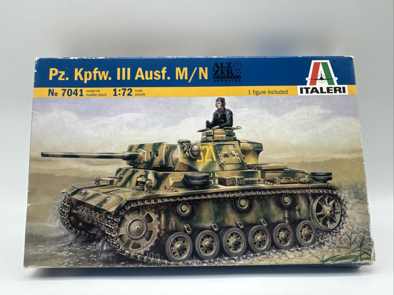 Italeri 7041 Pz.Kpfw. III Ausf. M/N 1:72 Zustand 2: Mit Lagerspuren