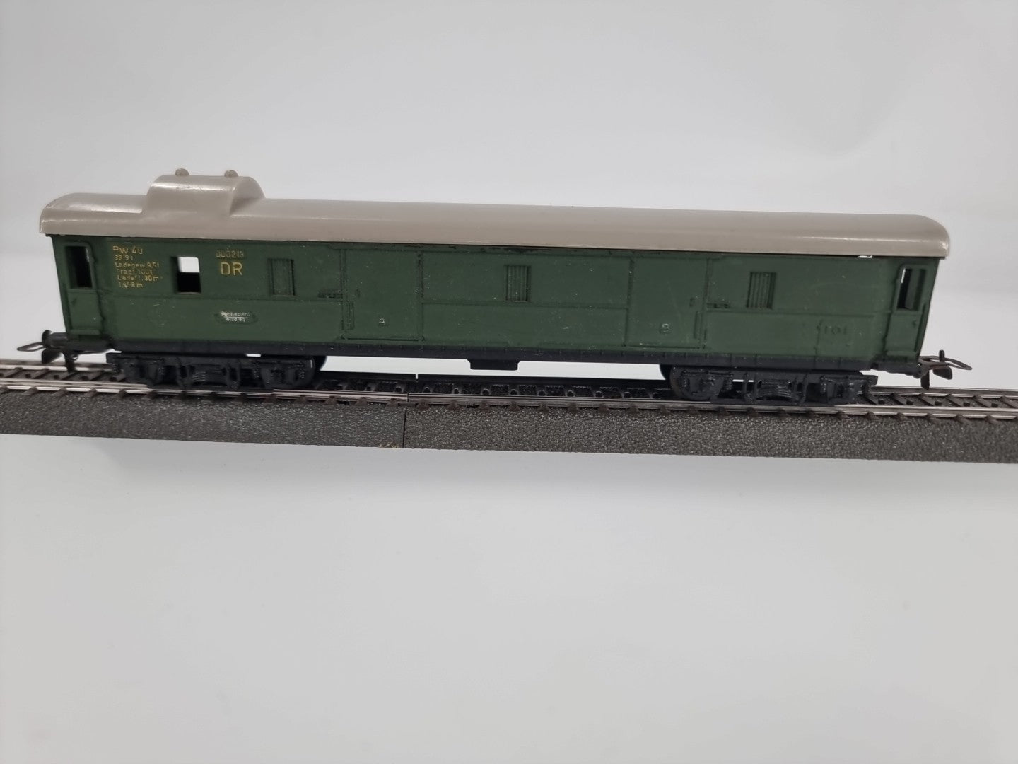 PIKO K 1992 H0 D-Zug Gepäckwagen Pw 4ü DR 