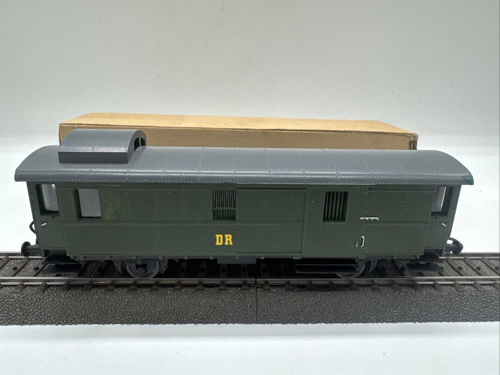 Piko H0 Gepäckwagen 117530 - Mit OVP # 120