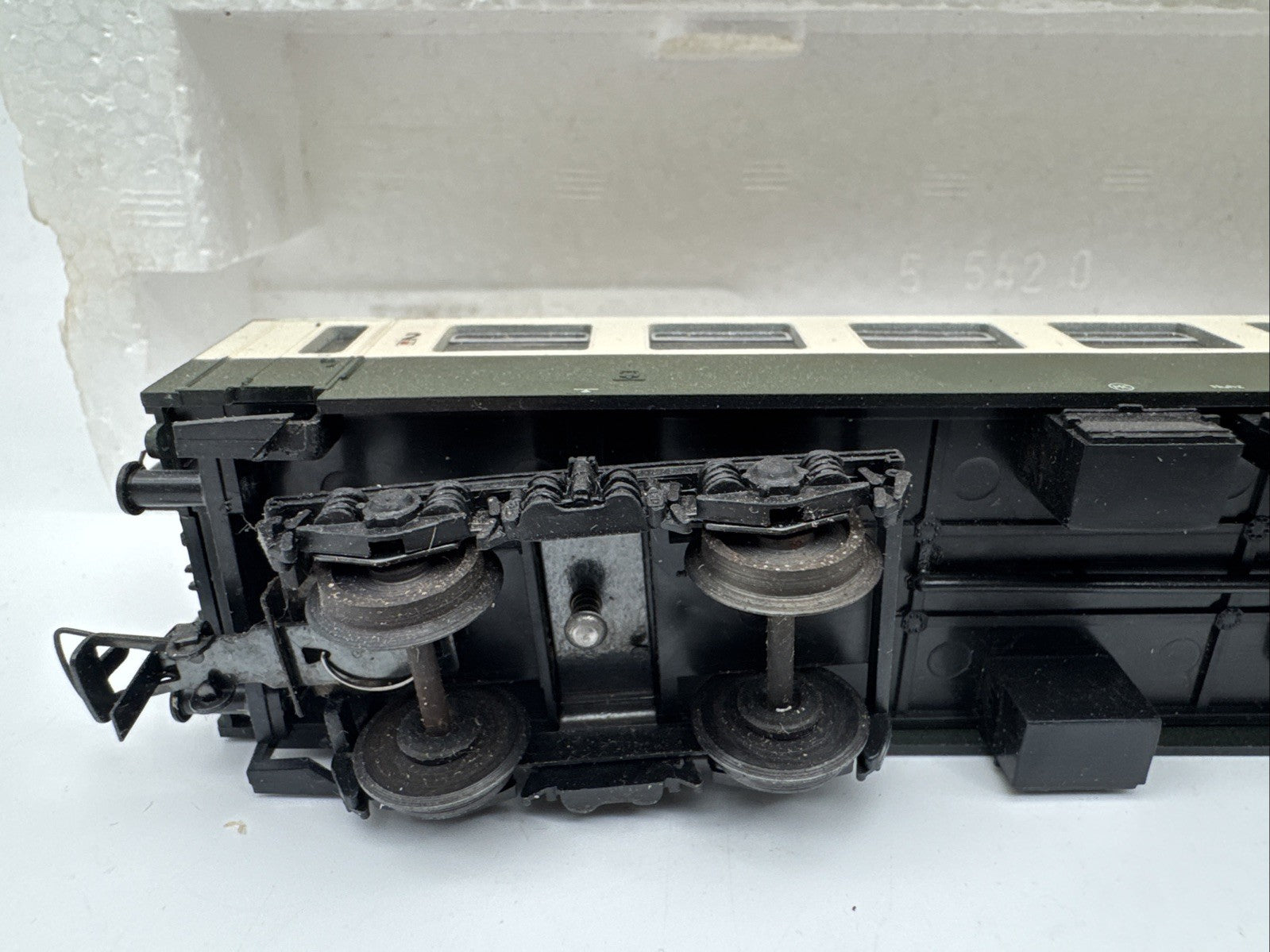 Modelleisenbahn PREFO Reisezugwagen 426/210 grün DR Spur H0 OVP