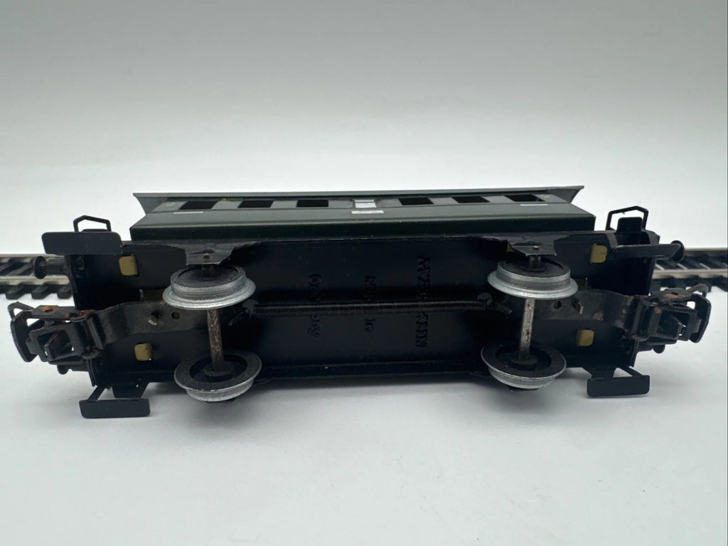 Märklin H0 4000 Personenwagen Donnerbüchse Bi 2. Klasse grün / Blech