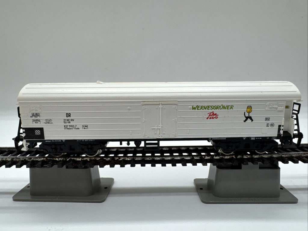 BTTB TT gedeckter Güterwagen Kühlwagen "Wernesgrüner Pils" 837 5193-7 DR