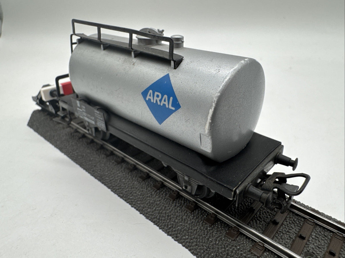 Märklin H0 4500 Kesselwagen ARAL der DB #353
