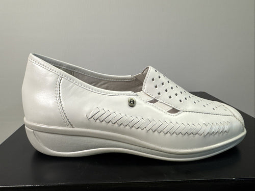Ara Damenschuh Gr. 4 Halbschuh Weiß Leder Slip On 