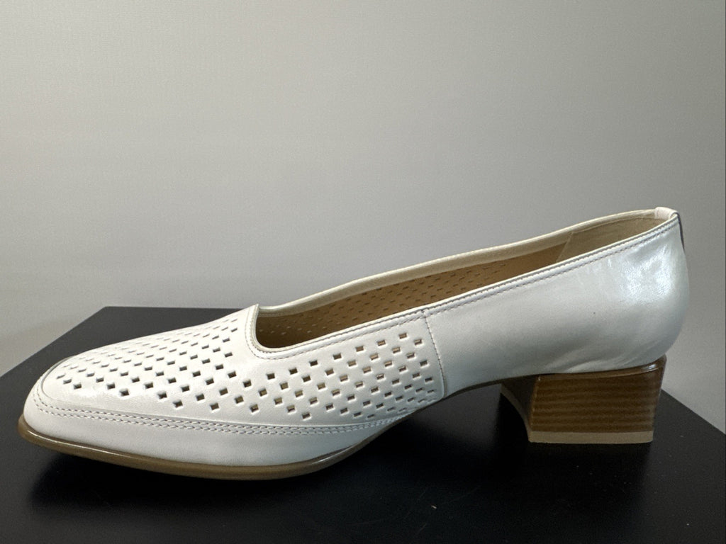 Ara Pumps Gr. 6,5 Weiß Leder Absatzschuh