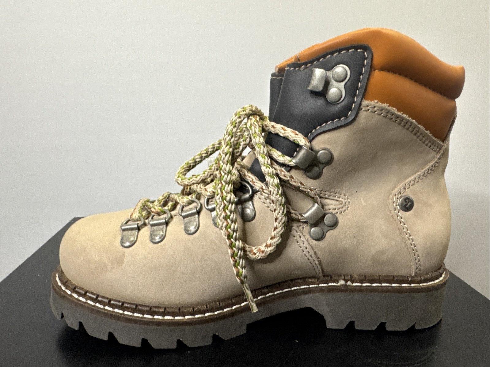 DOCKERS Herrenschuhe Gr. 42 Stiefel Wanderstiefel Wanderschuhe