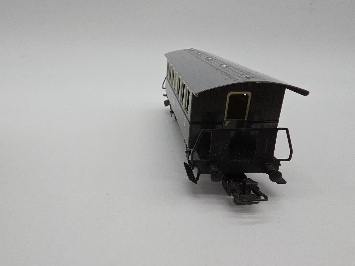 ref.379/80/81 - ho- 1/87 - MARKLIN 4040  - VOITURE VOYAGEURS 2 eme Classe