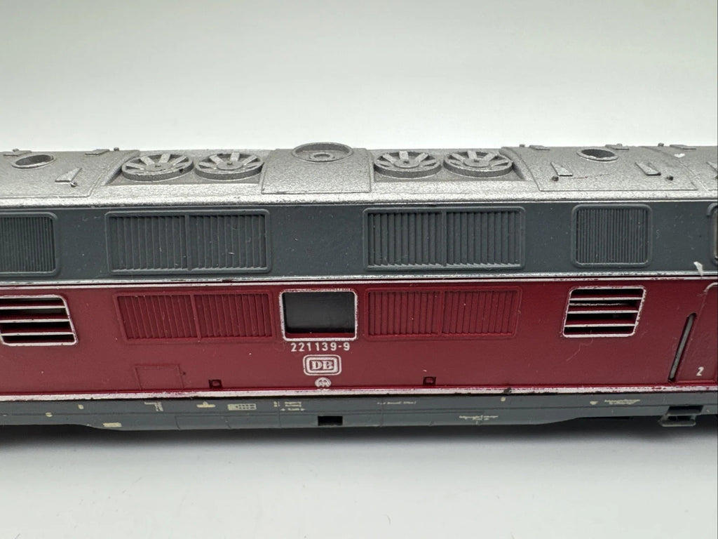 Spur TT, Diesellok der DB 221 139-9 In OVP