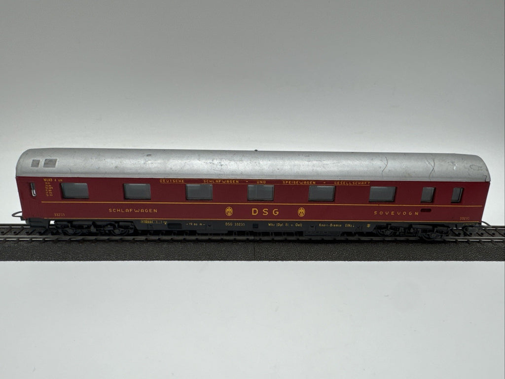 Lima DSG Speisewagen H0 – rot/silber  – Modellbahn