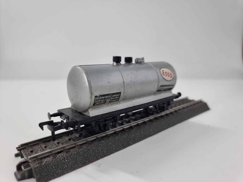 Liliput Gleisreinigungswagen ESSO Kesselwagen BB Österreich 250.251. H0